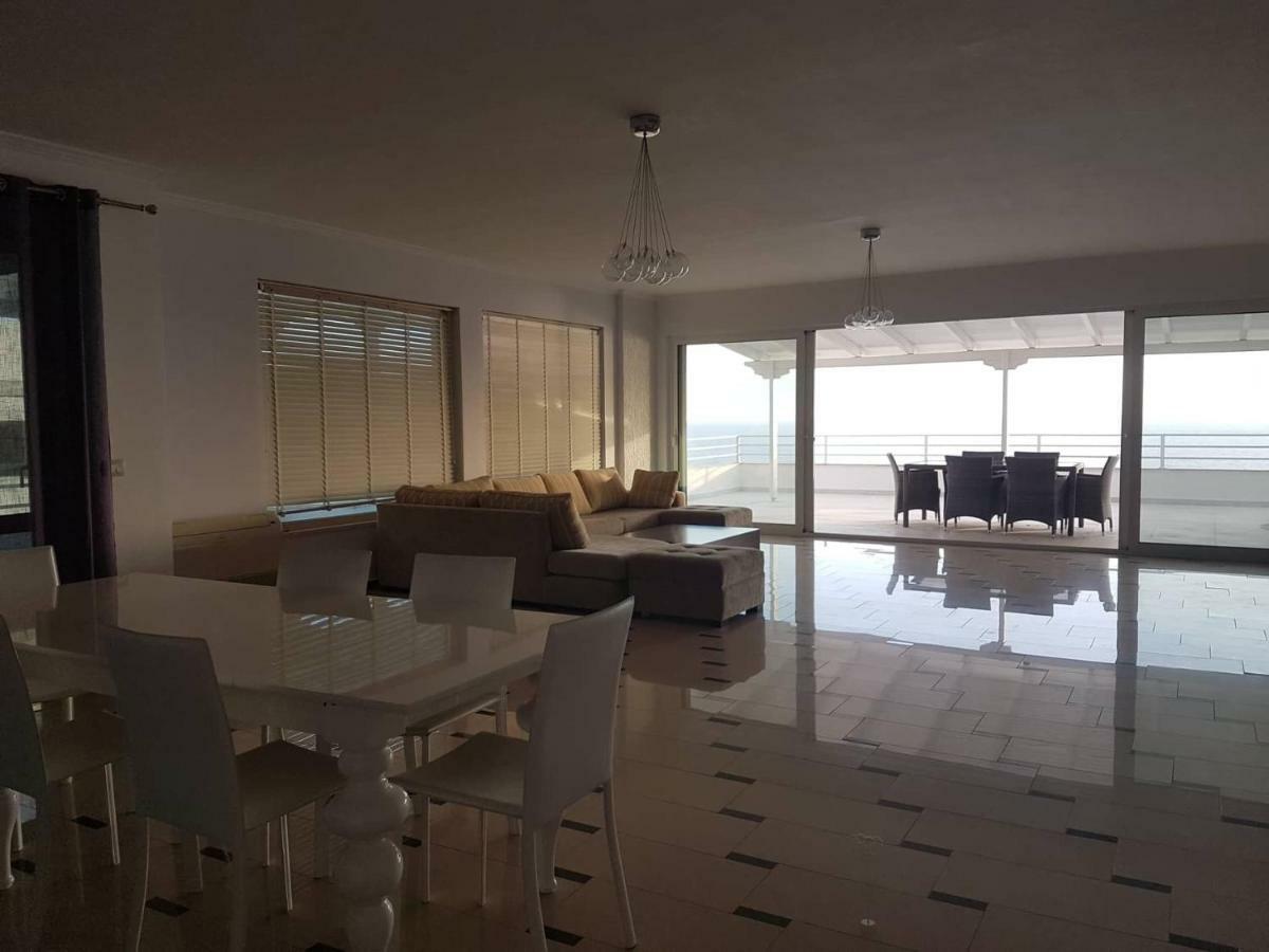 Sea Front Penthouse Leilighet Sarandë Eksteriør bilde