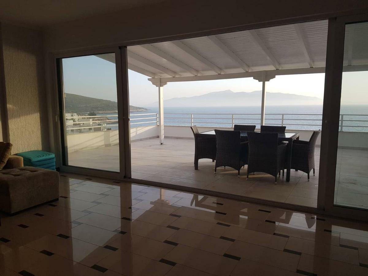 Sea Front Penthouse Leilighet Sarandë Eksteriør bilde